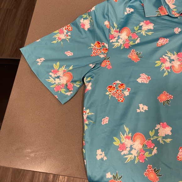 Upsaint Golf Polo - Picture 4 of 4